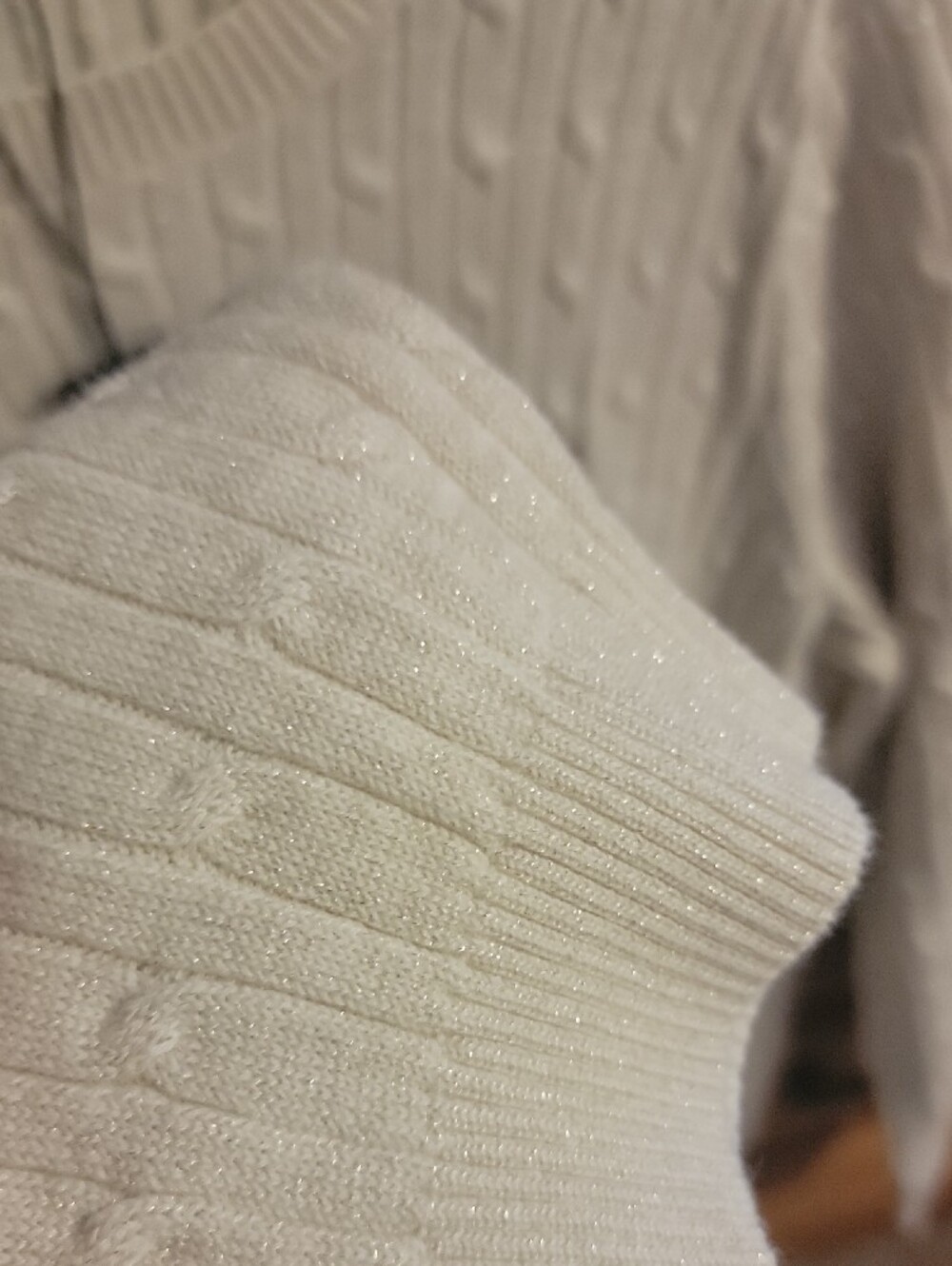 Tommy Hilfiger Off-White Cable Knit Crewneck Sweater - Picture 4 of 5